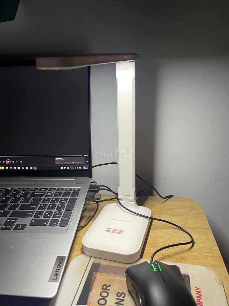 Đèn bàn LED Trắng gấp gọn. Mua bán Đèn tại Thành phố Thủ Đức Tp Hồ Chí Minh được đăng bởi Tâm Lê hình 1