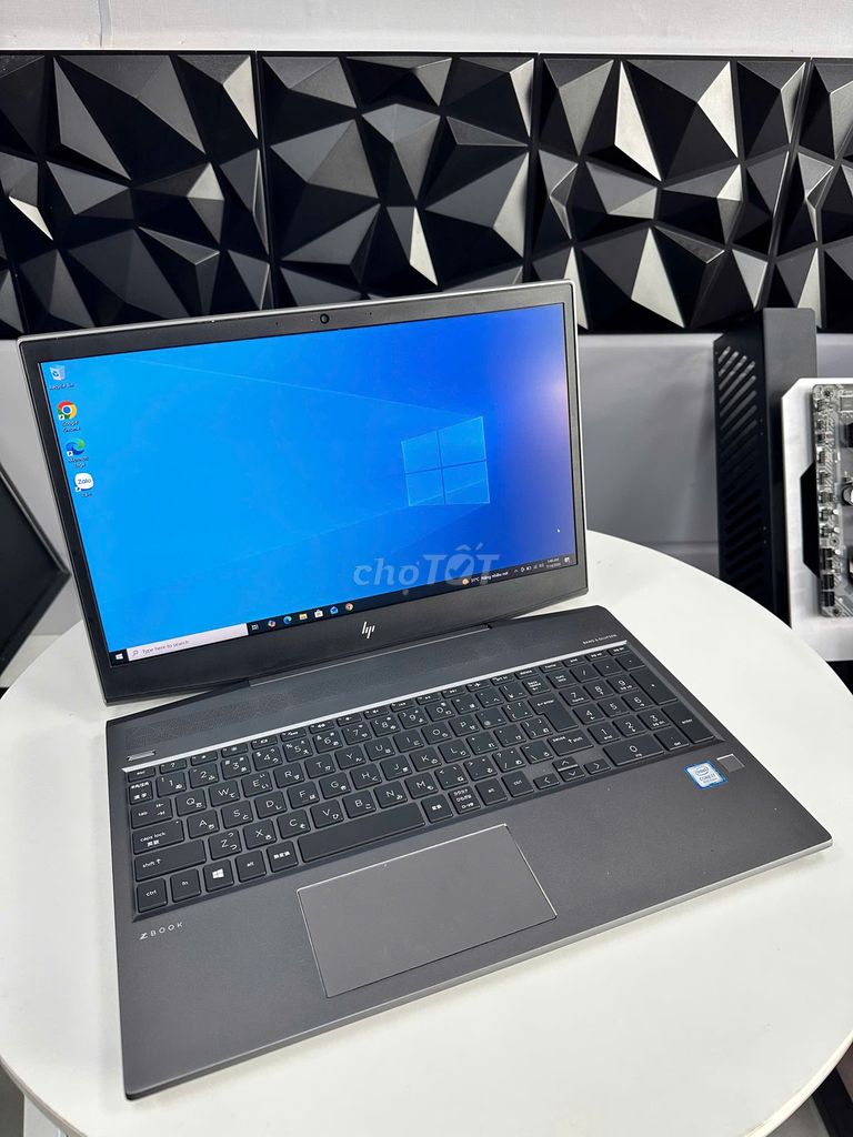 HP Workstation i7-8750H 15.6 inch 8GB/256GB. Mua bán Laptop tại Thành phố Thuận An Bình Dương được đăng bởi VŨ XUÂN ĐẠT hình 1