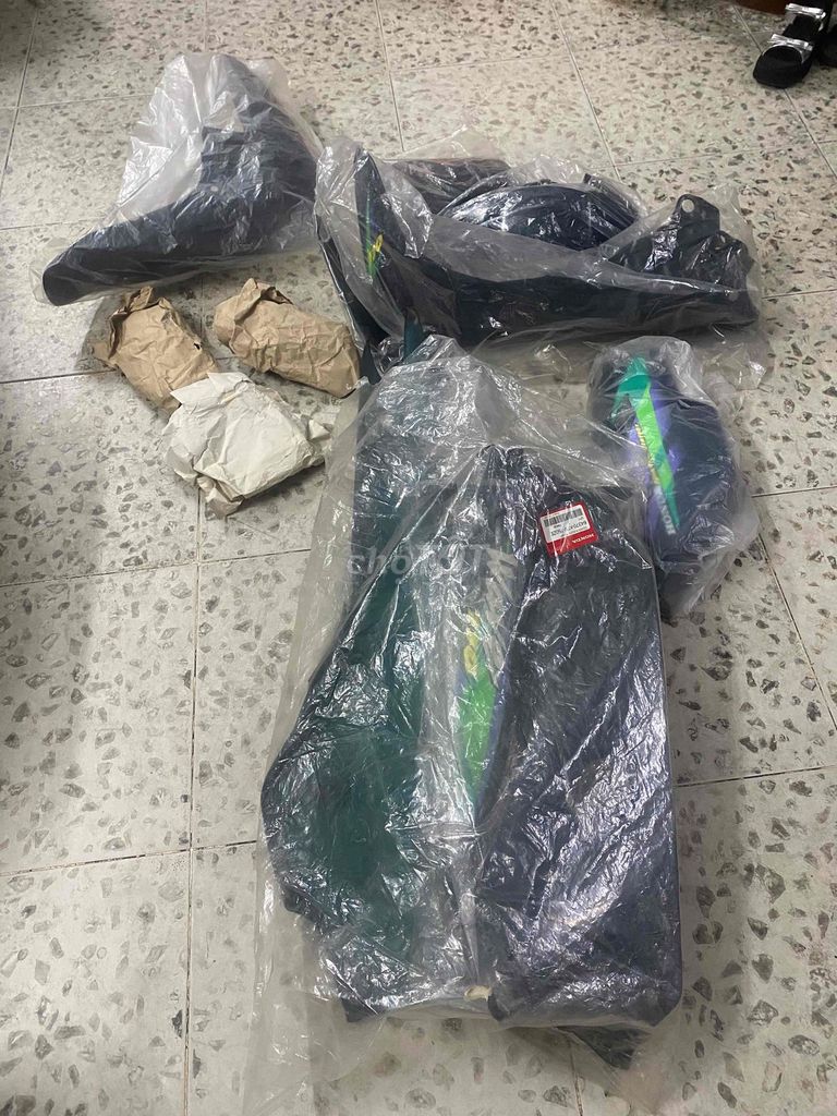 áo Wave 110 tháilan+ pô 2000. Mua bán Phụ tùng xe tại Quận Bình Tân Tp Hồ Chí Minh được đăng bởi Tran Hung hình 5