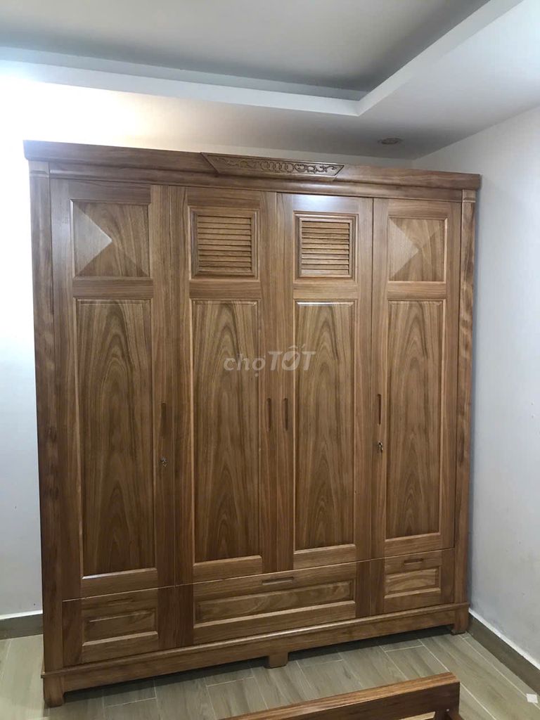 Tủ quần áo Gỗ Nâu 4 cánh. Mua bán Tủ, kệ gia đình tại Quận Liên Chiểu Đà Nẵng được đăng bởi Salon gỗ Hoa Hùng hình 1