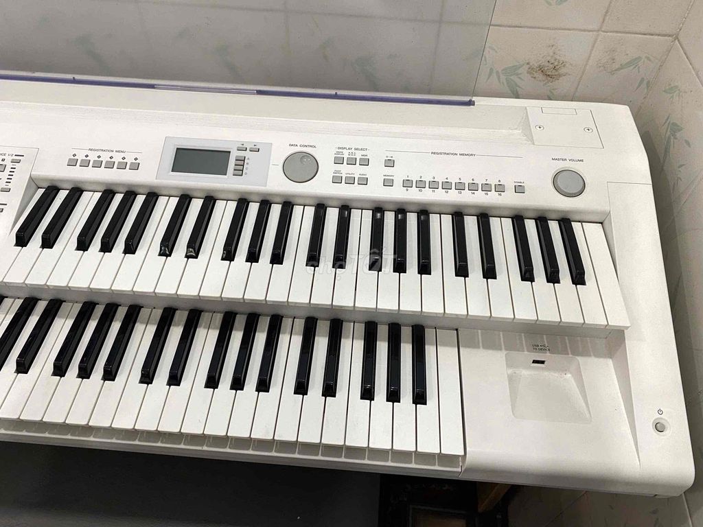 YAMAHA ELECTONE ELB - 02