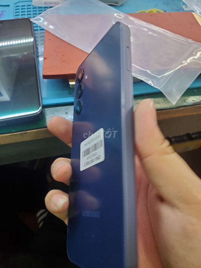 Samsung Galaxy A25 5G 128GB Xanh. Mua bán Điện thoại tại Quận 8 Tp Hồ Chí Minh được đăng bởi Khánh Bình Chánh hình 1
