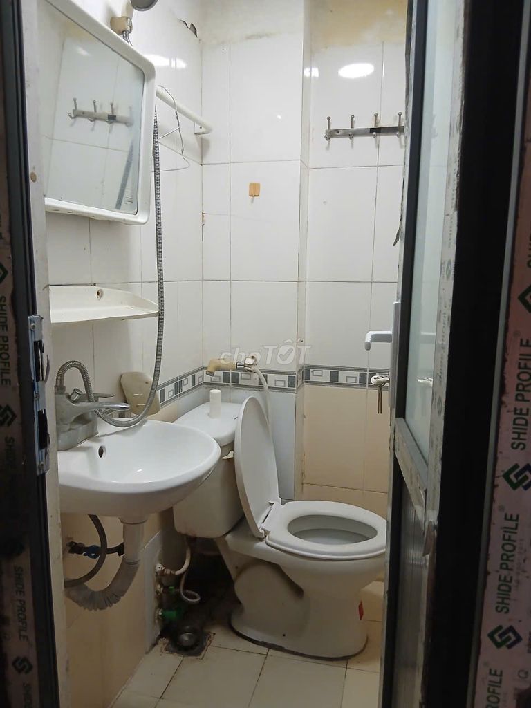 Cho thuê phòng khép kín số nhà 79 ngõ 121 phố Kim Ngưu(Nhà chính chủ)