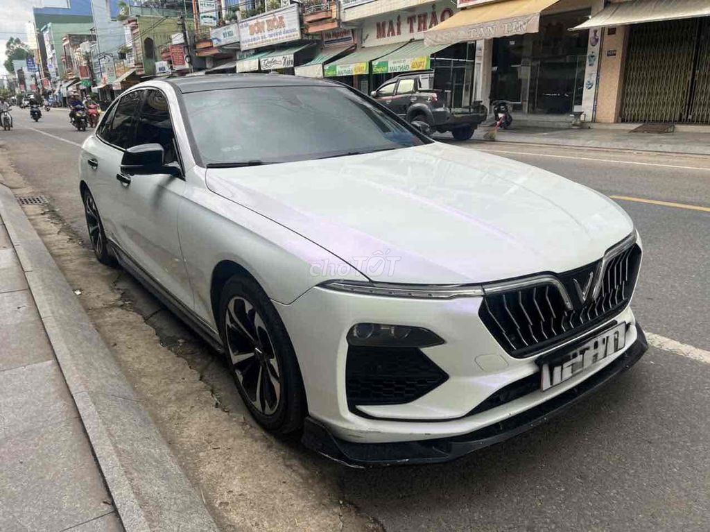 VinFast Lux A2.0 2019 - 52000 km. Mua bán Ô tô tại Thị xã Hoài Nhơn Bình Định được đăng bởi Lộc Phát hình 2