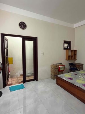 Room 20 m² · Đường Lê Văn Lương
