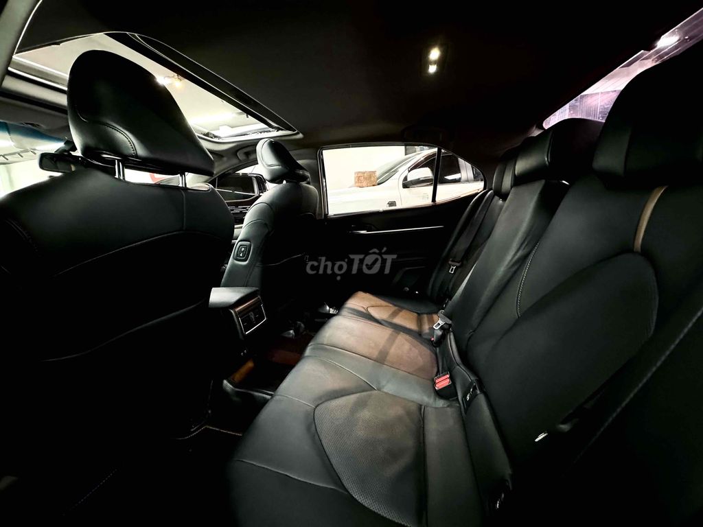 Toyota Camry 2019 2.5Q - 52000 km | Form mới. Mua bán Ô tô tại Thành phố Đà Lạt Lâm Đồng được đăng bởi ĐỒNG MOTOR 2  cá nhân hình 7