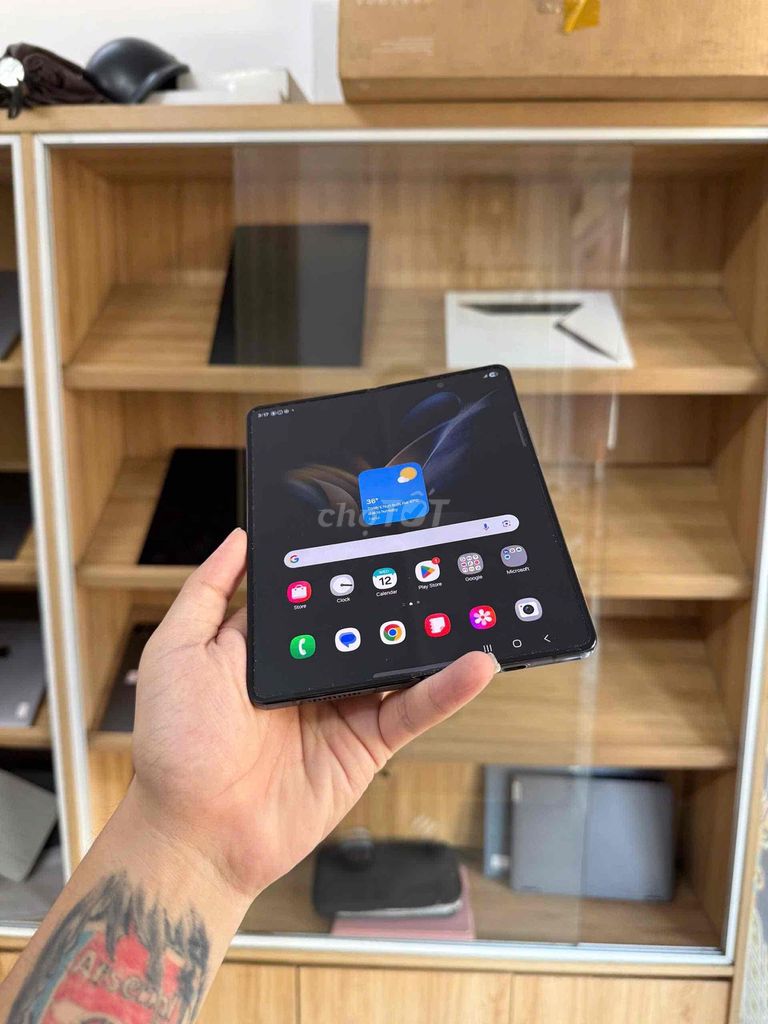 Samsung Fold 4 256GB Đen 2 SIM. Mua bán Điện thoại tại Quận Đống Đa Hà Nội được đăng bởi KT Hà Nội Mobile hình 1
