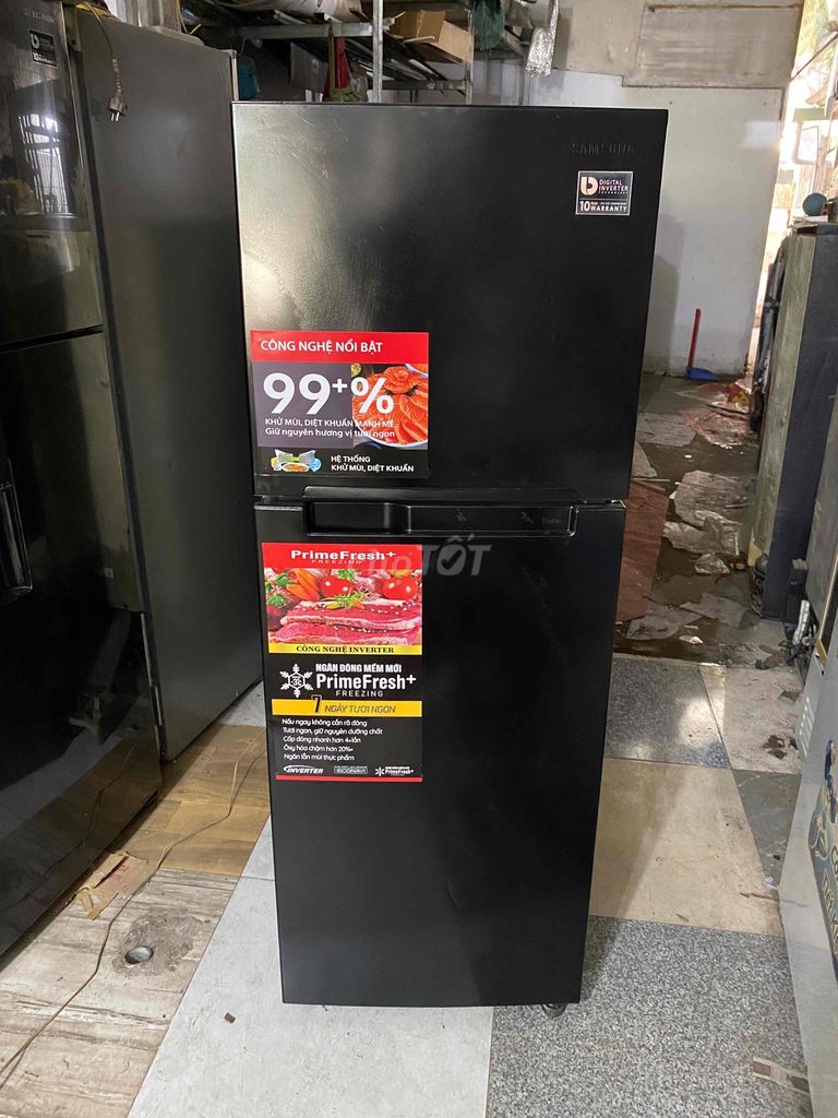 Tủ lạnh Samsung Inverter 236L Đen. Mua bán Tủ lạnh tại Quận Bình Thạnh Tp Hồ Chí Minh được đăng bởi MuaBanDienLanh hình 1