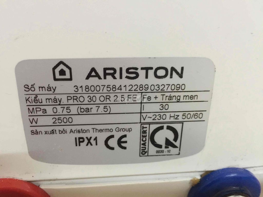 bình nóng lạnh nhà tắm Ariston