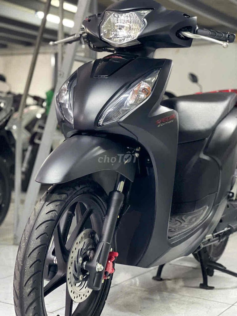Cần thanh lý xe Vision 2022 - Bản Cá tính. Mua bán Xe máy tại Thành phố Thủ Đức Tp Hồ Chí Minh được đăng bởi Ánh Tuyết hình 2