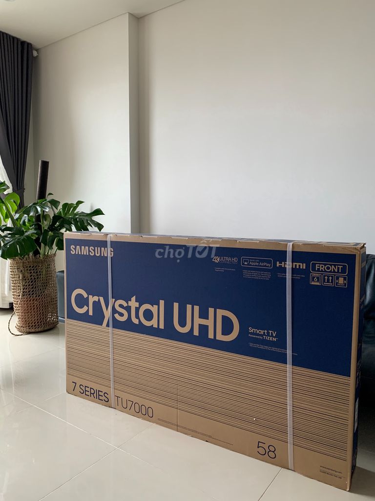 0924827169 - Tivi samsung  4K  58 inch crystal UHD new 100%
