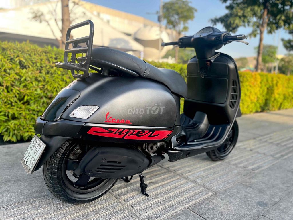 Piaggio Vespa GTS 125cc 2008 Đen. Mua bán Xe máy tại Quận Gò Vấp Tp Hồ Chí Minh được đăng bởi Cầm đồ Thanh Nhật hình 5