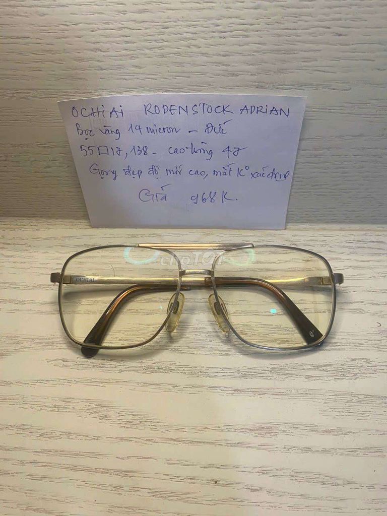 Gọng kính si Nhật Bản