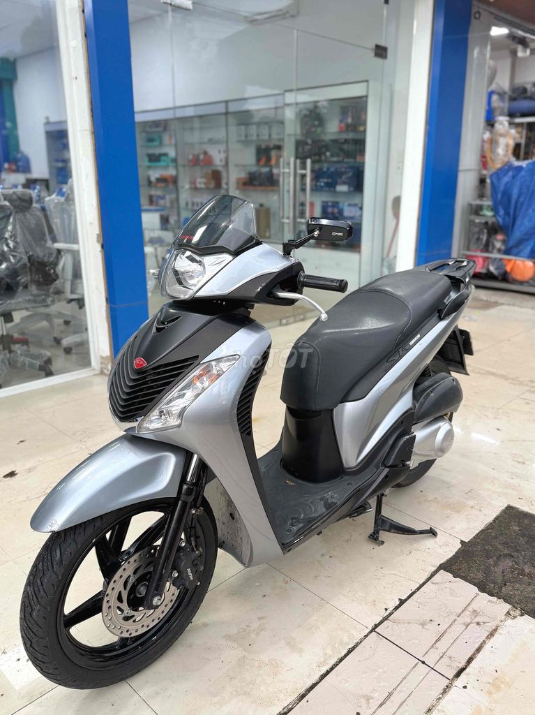 Sh nhập Ý 125, nắp chao chưa mở, đầu chưa rớt. Mua bán Xe máy tại Huyện Long Thành Đồng Nai được đăng bởi Tên chưa cung cấp hình 7