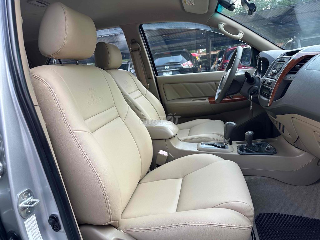 Toyota Fortuner 2010 2.7V 4x4 AT - 150000 km 1 Chủ. Mua bán Ô tô tại Quận Cầu Giấy Hà Nội được đăng bởi Vũ Kiên hình 8