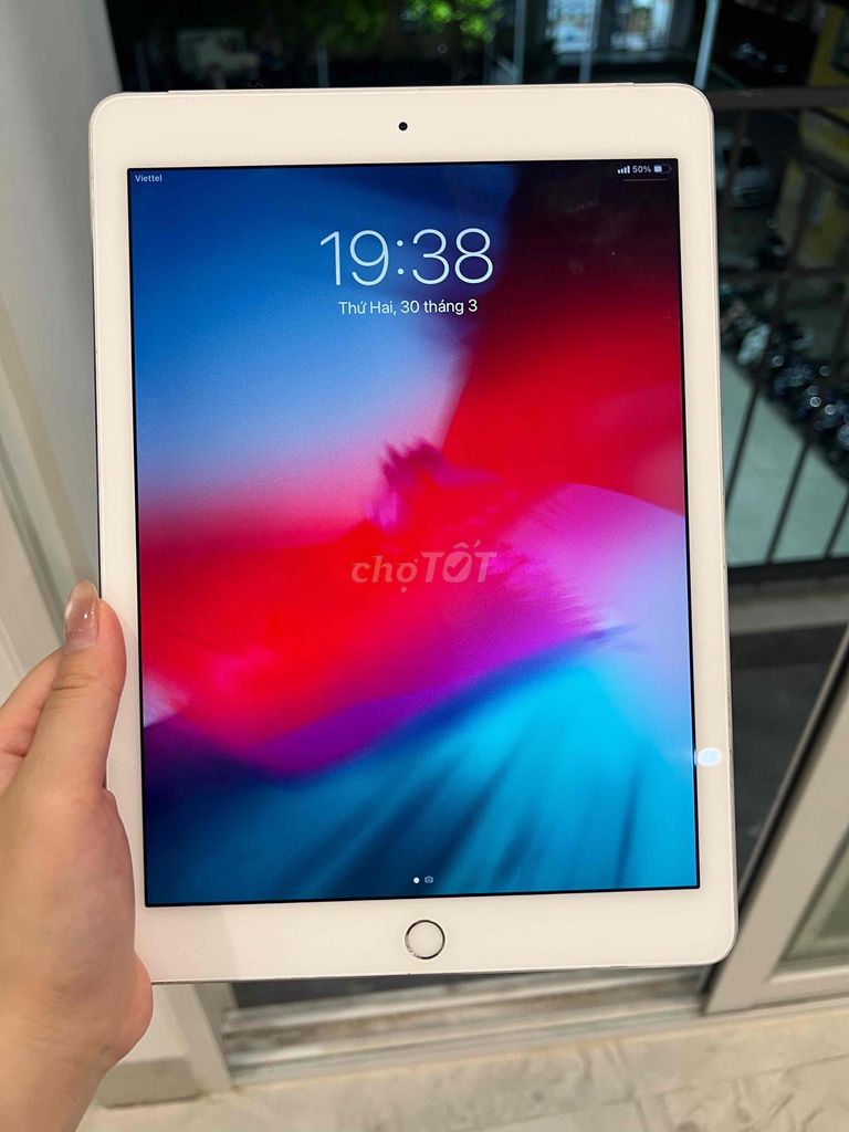 Apple iPad Air 2 64GB Trắng. Mua bán Máy tính bảng tại Quận Hai Bà Trưng Hà Nội được đăng bởi Minh Thanh hình 1