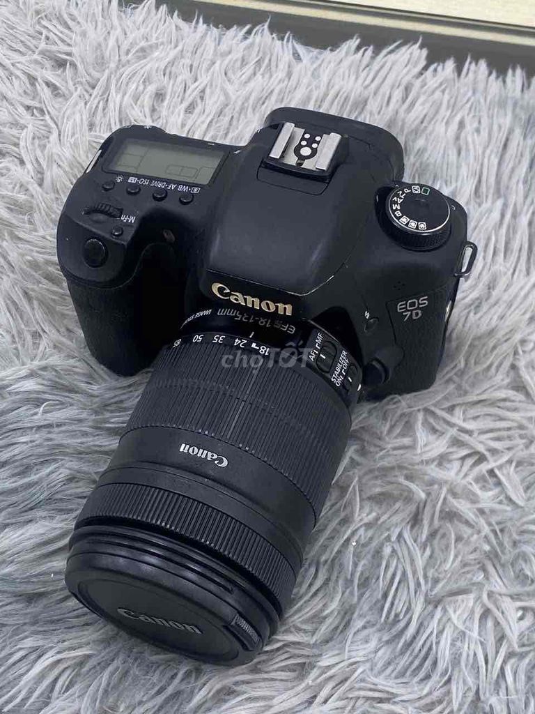 Máy ảnh Canon 7D kèm lens 18-135mm Đen APS-C. Mua bán Máy ảnh, Máy quay tại Quận 5 Tp Hồ Chí Minh được đăng bởi Phan Thế Phong  hình 1