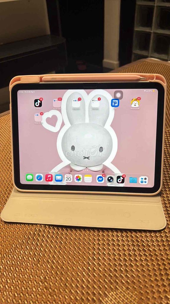Apple iPad Gen 10 Bạc. Mua bán Máy tính bảng tại Quận Cẩm Lệ Đà Nẵng được đăng bởi Hana hình 1