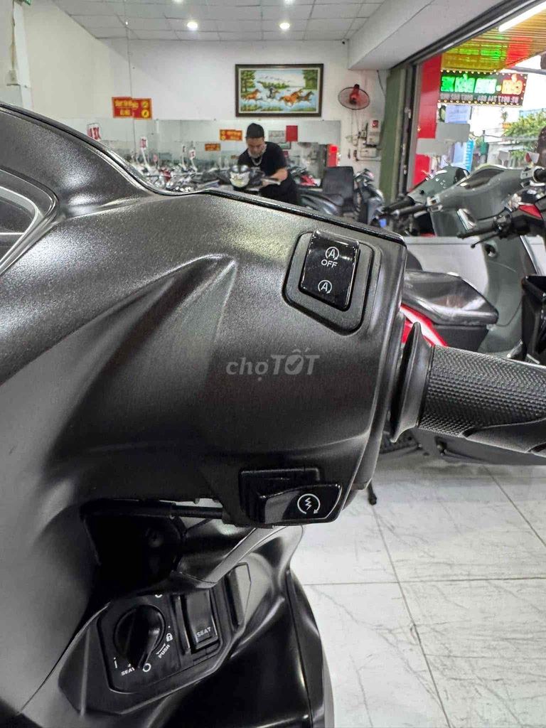 VISION 2023 - Zin Cọp - Bản Bánh Lớb. Mua bán Xe máy tại Thành phố Rạch Giá Kiên Giang được đăng bởi XE MÁY CŨ TÂN 128 hình 12