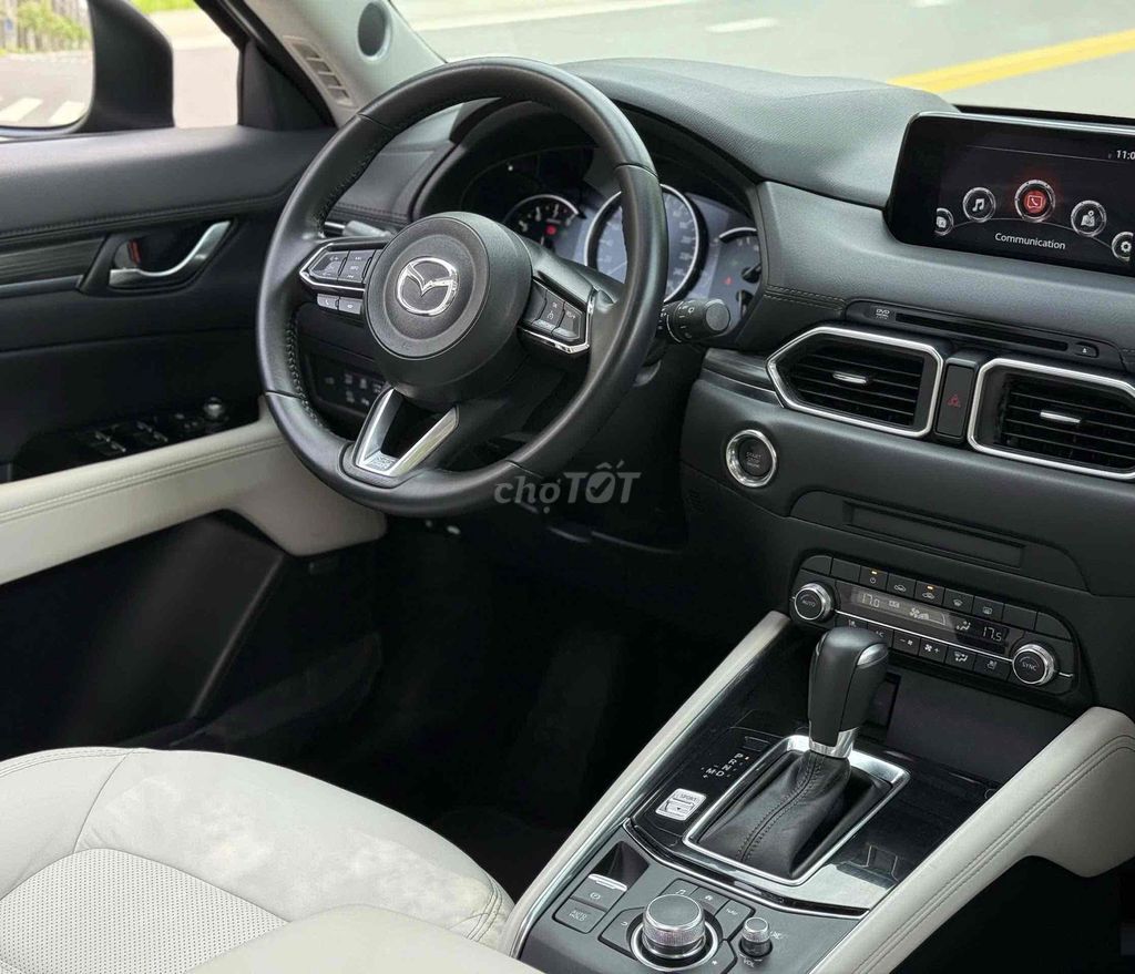Mazda CX 5 2019 2.5 Signature Premium AWD I-Activ. Mua bán Ô tô tại Quận Tân Phú Tp Hồ Chí Minh được đăng bởi Hoang Linh hình 5