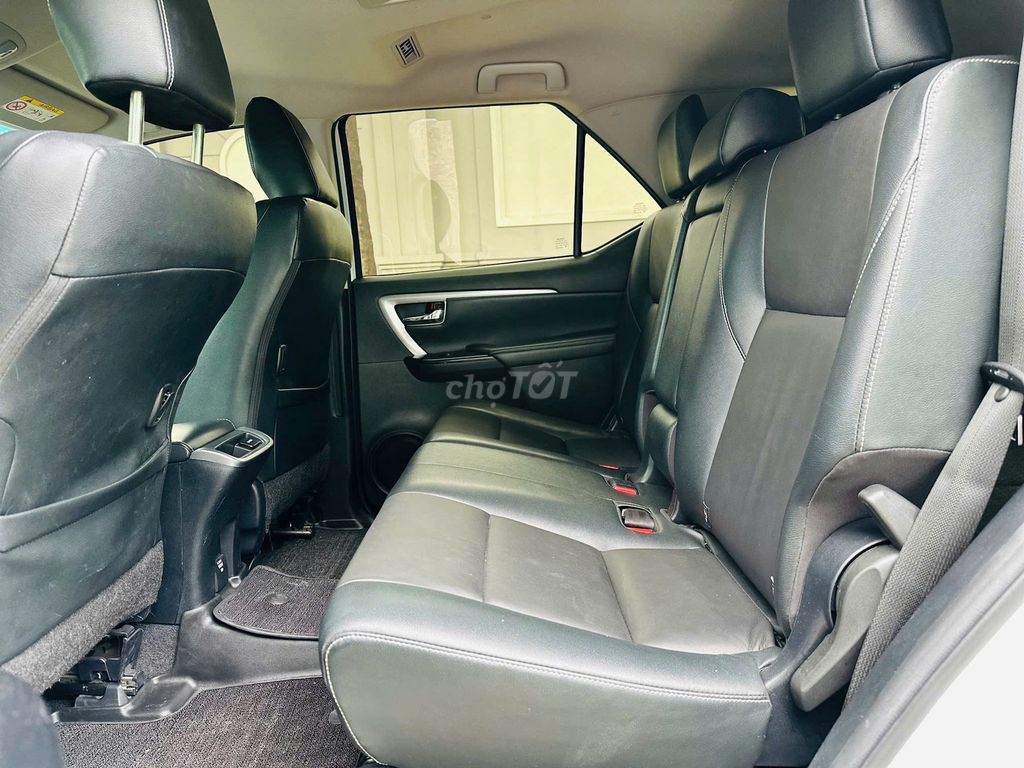 Toyota Fortuner Dầu 2.4 4x2 AT 2022 - 68000 km. Mua bán Ô tô tại Thành phố Dĩ An Bình Dương được đăng bởi Siêu Thị Ô Tô Bình Dương  hình 17
