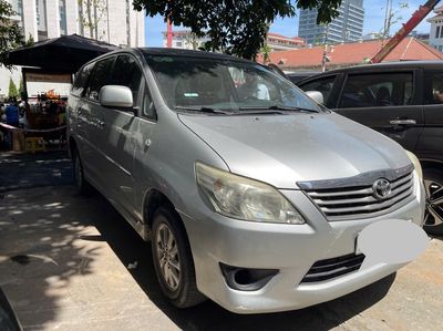 Toyota Innova 2012 Số sàn Bạc. Mua bán Ô tô tại Quận Long Biên Hà Nội được đăng bởi binhminh06