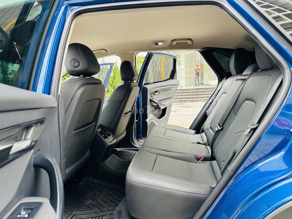 VinFast VF8 Eco 2023 Xanh. Mua bán Ô tô tại Quận Long Biên Hà Nội được đăng bởi Văn Dương Nguyễn hình 3