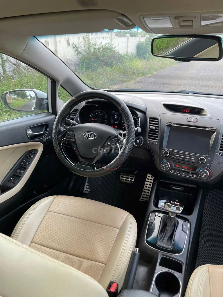 Kia Cerato 2016, cửa sổ trời. Mua bán Ô tô tại Thành phố Buôn Ma Thuột Đắk Lắk được đăng bởi Tiệm Ôtô Xe Máy Thuỷ hình 8