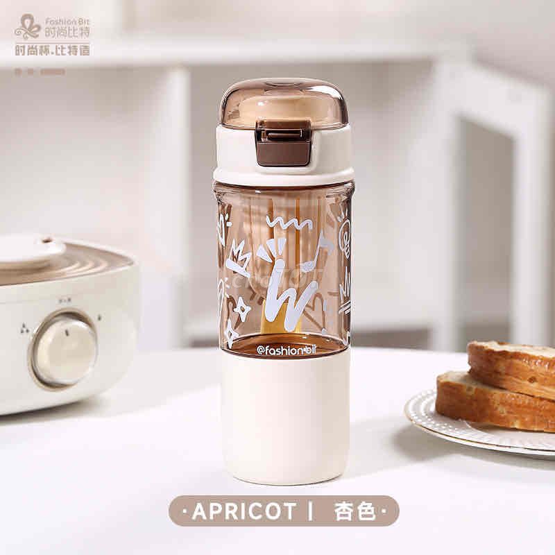 Bình nước nhựa có khay lọc fashion bit 600ml