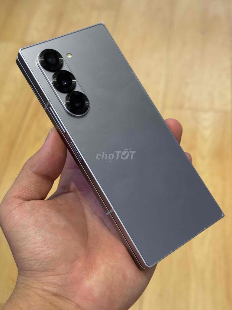 Samsung Z Fold 6 256GB Xám. Mua bán Điện thoại tại Quận 3 Tp Hồ Chí Minh được đăng bởi Phone2Hand hình 1