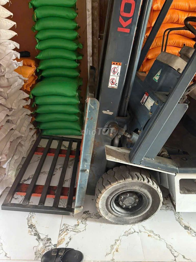 xe nâng komatsu 1 tấn máy xăng. Mua bán Phương tiện khác tại Huyện Tam Nông Đồng Tháp được đăng bởi Lê Mi hình 1