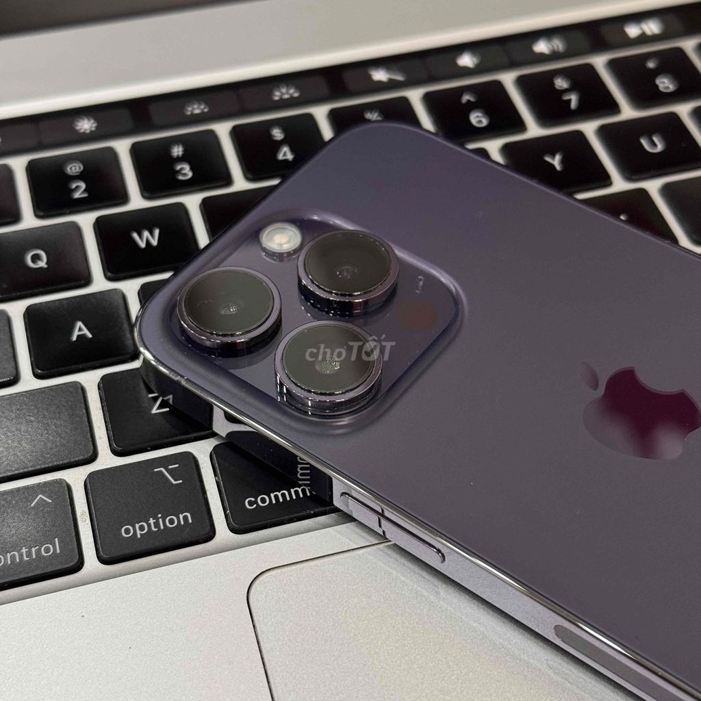 iPhone 14 Pro 256GB Tím máy đẹp keng chuẩn zin. Mua bán Điện thoại tại Thành phố Buôn Ma Thuột Đắk Lắk được đăng bởi Nguyễn Hoàng hình 1
