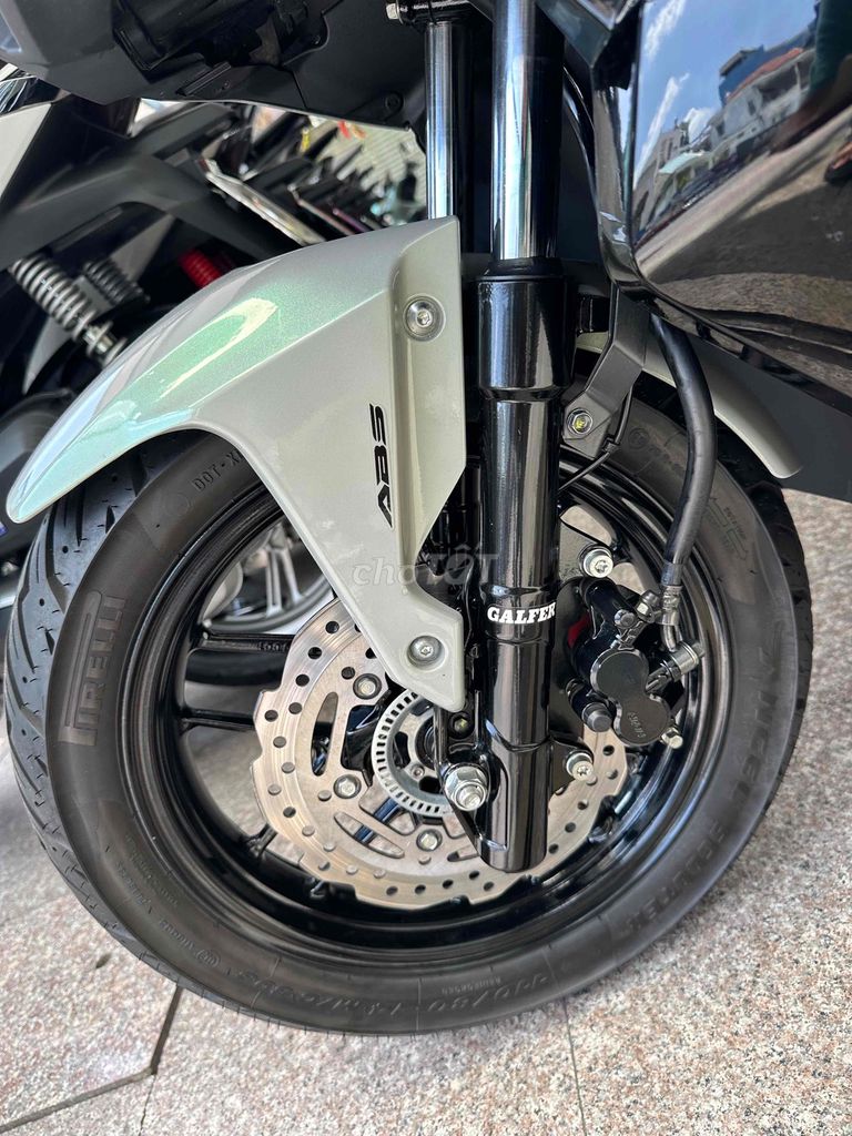 Honda ADV 150 ABS 2020 Xanh Đen BSTP Chính Chủ. Mua bán Xe máy tại Quận Phú Nhuận Tp Hồ Chí Minh được đăng bởi Ngô Hà hình 3