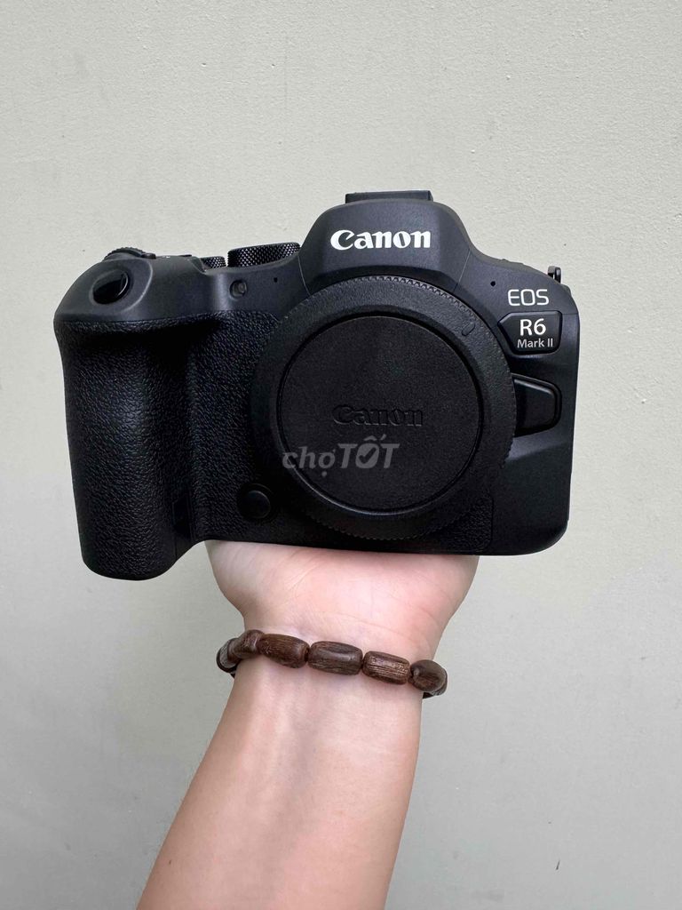 Canon R6II ( R6 mark 2 )  mới tinh fullbox .