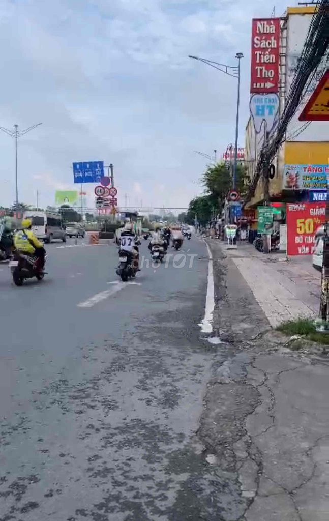 BÁN GẤP 706m² QUẬN TÂN PHÚ – VỊ TRÍ QUÁ ĐỈNH, SINH LỜI KHỦNG!!! Đường Trường Chinh, Phường Tây Thạnh, Quận Tân Phú, Tp Hồ Chí Minh Quận Tân Phú Tp Hồ Chí Minh