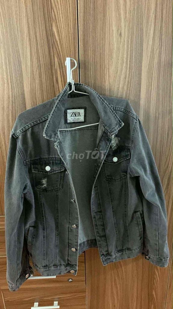Áo khoác ZARA Denim Unisex size L. Mua bán Quần áo tại Quận Hồng Bàng Hải Phòng được đăng bởi Nguyễn Thắng hình 1