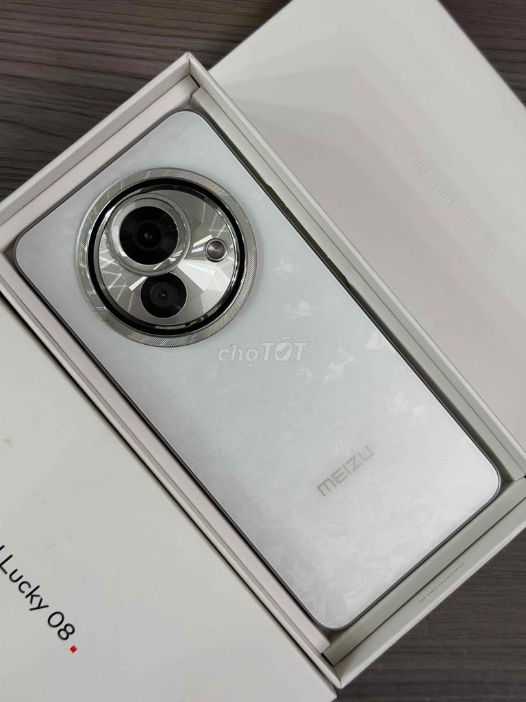 Meizu Lucky 08 256GB Đen, Trắng. Mua bán Điện thoại tại Thành phố Nam Định Nam Định được đăng bởi Cửa Hàng Di Động Giá Tốt hình 1