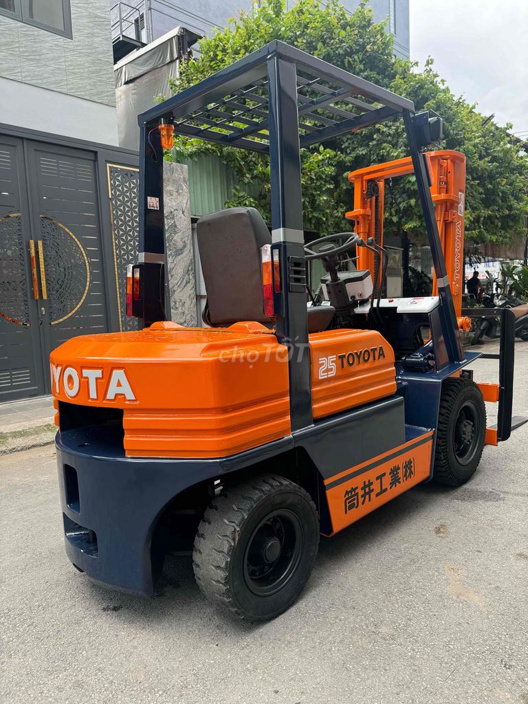 Xe nâng Toyota 2.5 Tấn Dầu. Mua bán Phương tiện khác tại Thành phố Thủ Đức Tp Hồ Chí Minh được đăng bởi Quốc Thanh hình 3