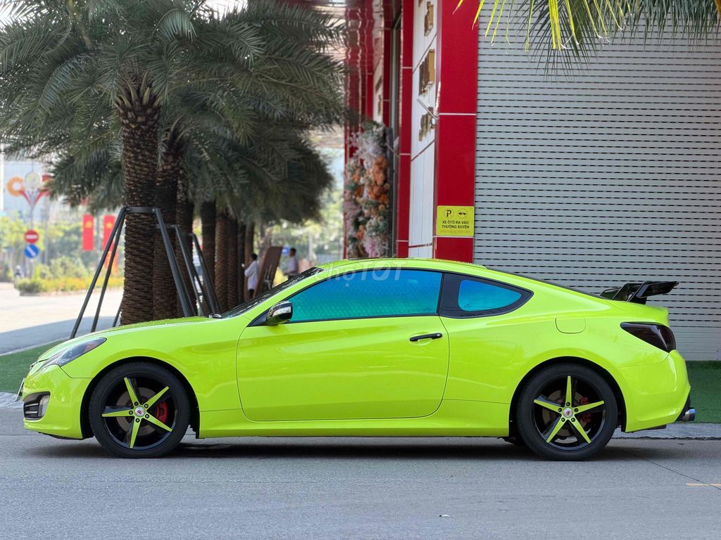 Hyundai Genesis Coupe 2.0 AT. Mua bán Ô tô tại Thành phố Thủ Đức Tp Hồ Chí Minh được đăng bởi Xe Lướt hình 6
