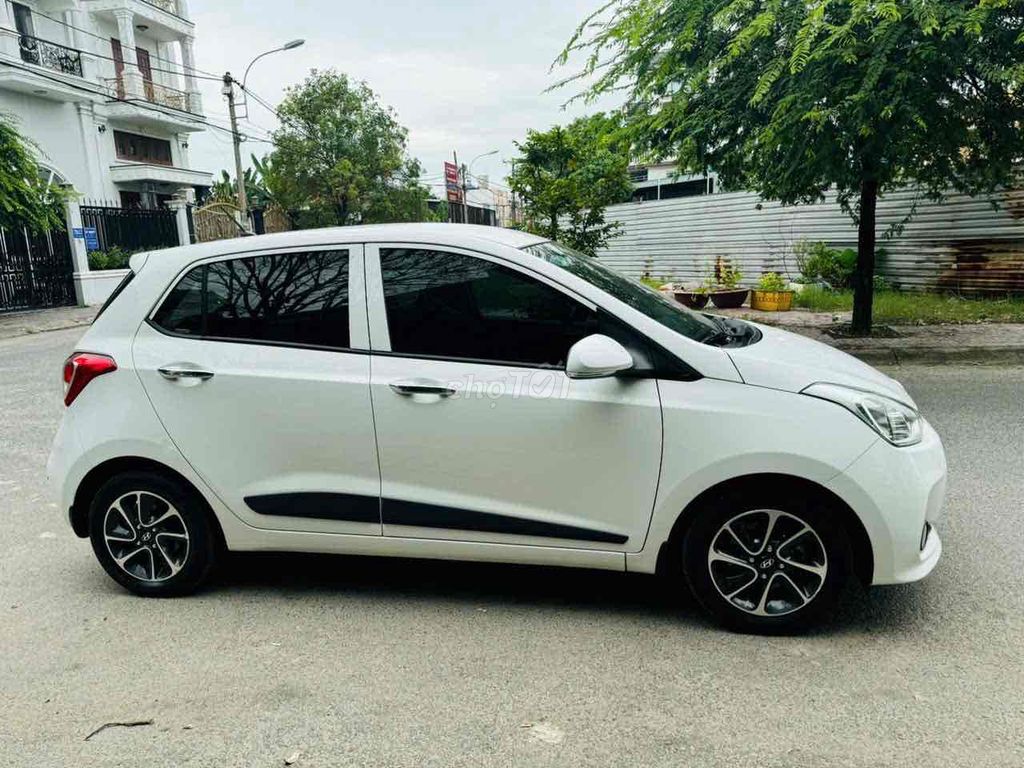 Hyundai i10 20120 1.2AT xe 1 chủ chạy 23.000km. Mua bán Ô tô tại Quận 12 Tp Hồ Chí Minh được đăng bởi Phạm Hoàng hình 1