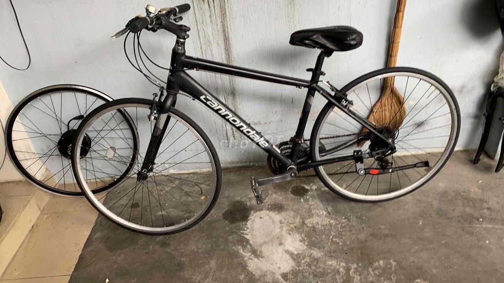 xe 700 CANNONDALE nhôm Mỹ xuất Nhật 3x8