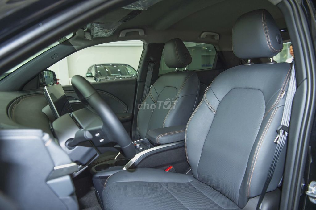 VinFast VF6 2025  - Xe Có Sẵn Giao Ngay. Mua bán Ô tô tại Thành phố Huế Thừa Thiên Huế được đăng bởi Minh Huy Vinfast Huế hình 5