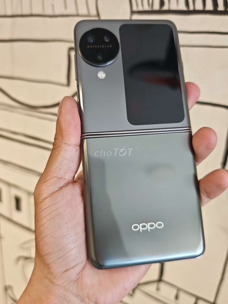OPPO Find N3 Flip 12/256 fullbox chính hãng 99%. Mua bán Điện thoại tại Quận 10 Tp Hồ Chí Minh được đăng bởi BĐS TMT hình 1