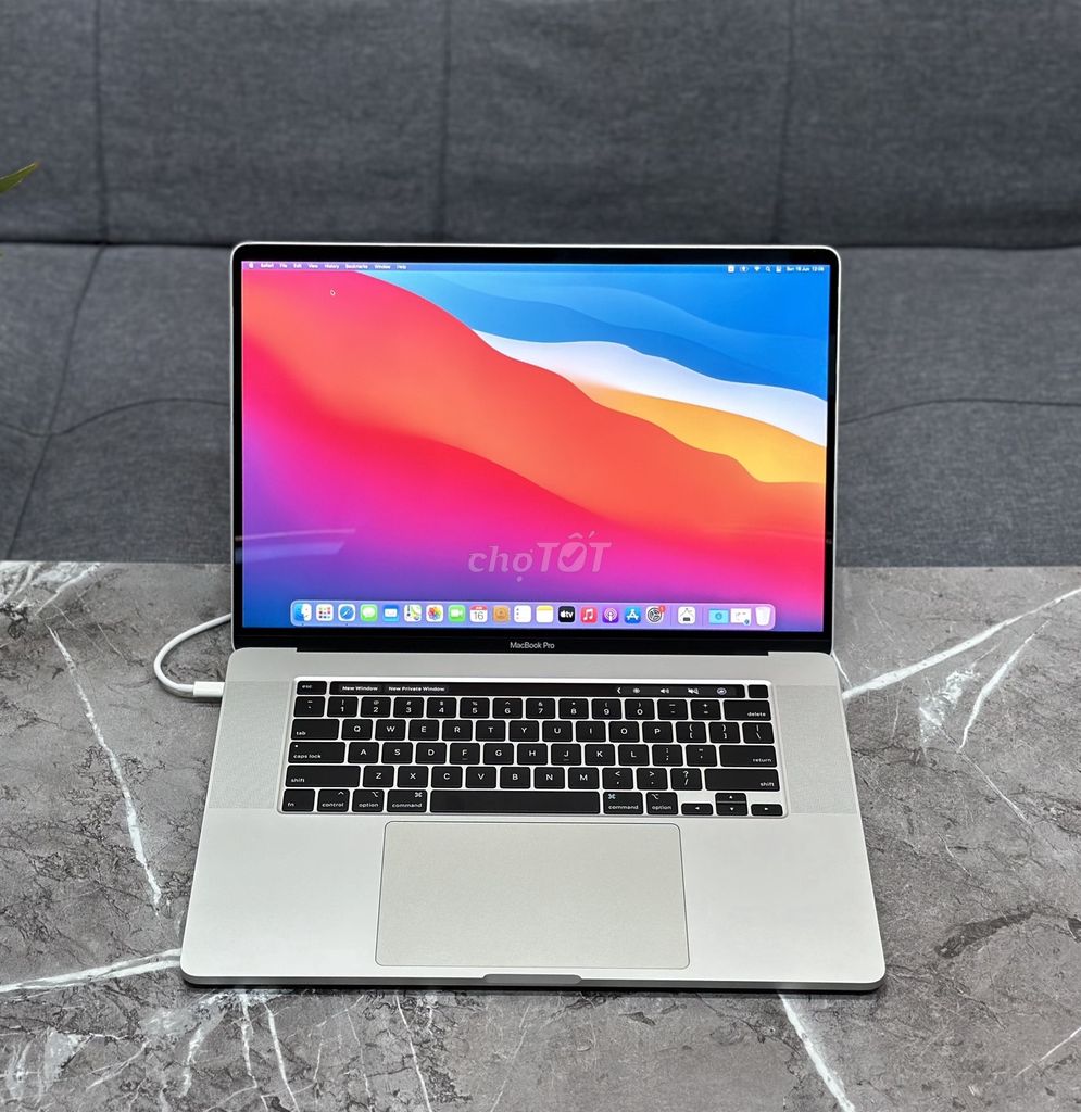 MACBOOK PRO 2019 Core i7 2.6GHz/32GB/512GB/16INCH