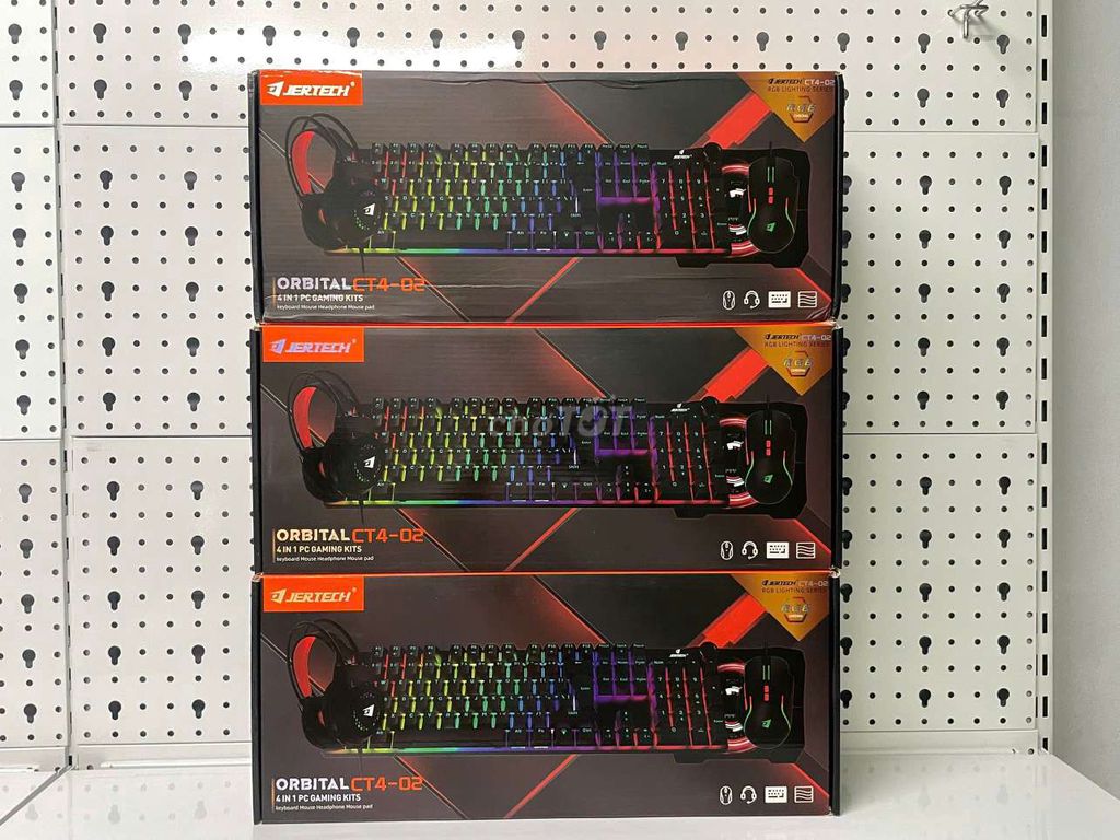 Combo Gaming JERTECH CT4-02 Đen USB. Mua bán Phụ kiện (Màn hình, Chuột...) tại Quận Ninh Kiều Cần Thơ được đăng bởi Phụ Kiện PC Cần Thơ hình 1