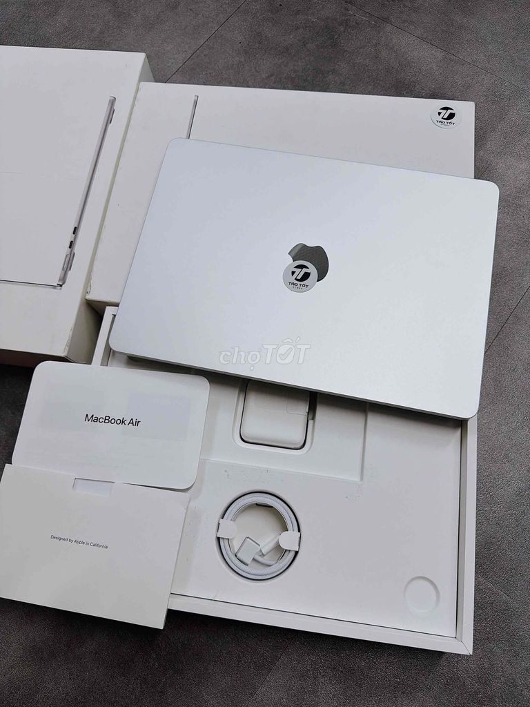 Apple Macbook Air M4 13 inch 16GB/256GB Mới 💯💯. Mua bán Laptop tại Quận 10 Tp Hồ Chí Minh được đăng bởi Táo Tốt Apple  hình 1