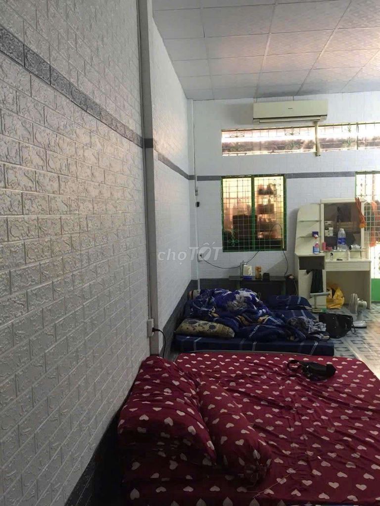Продается дом в районе 11, улица Лак Лонг Куан, 2 этажа, 32 м2, всего 3,85 миллиарда долларов