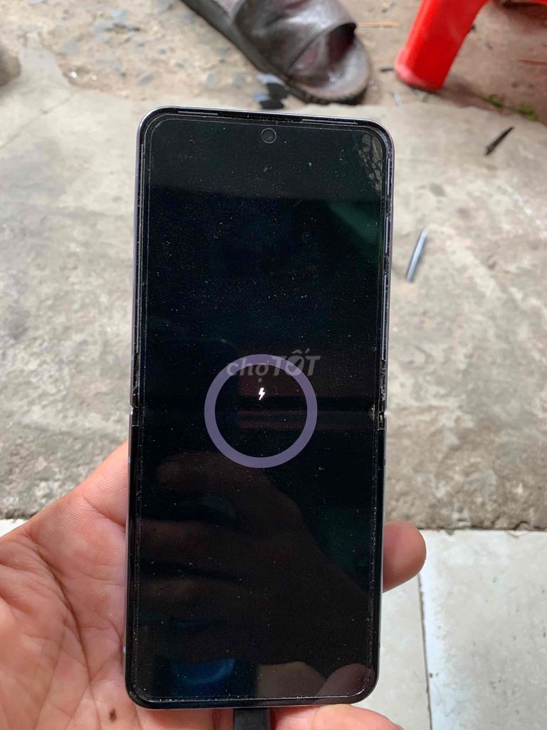 Samsung Galaxy Z Flip Tím Đã sử dụng. Mua bán Điện thoại tại Quận Bình Tân Tp Hồ Chí Minh được đăng bởi An An hình 1