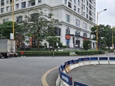 Chính chủ bán shophouse chân đếHH02 Eco Lake View 32 Đại Từ, Hoàng Mai. Mua bán văn phòng, mặt bằng kinh doanh tại Quận Hoàng Mai Hà Nội được đăng bởi Đồ Hiệu  TRẦN 