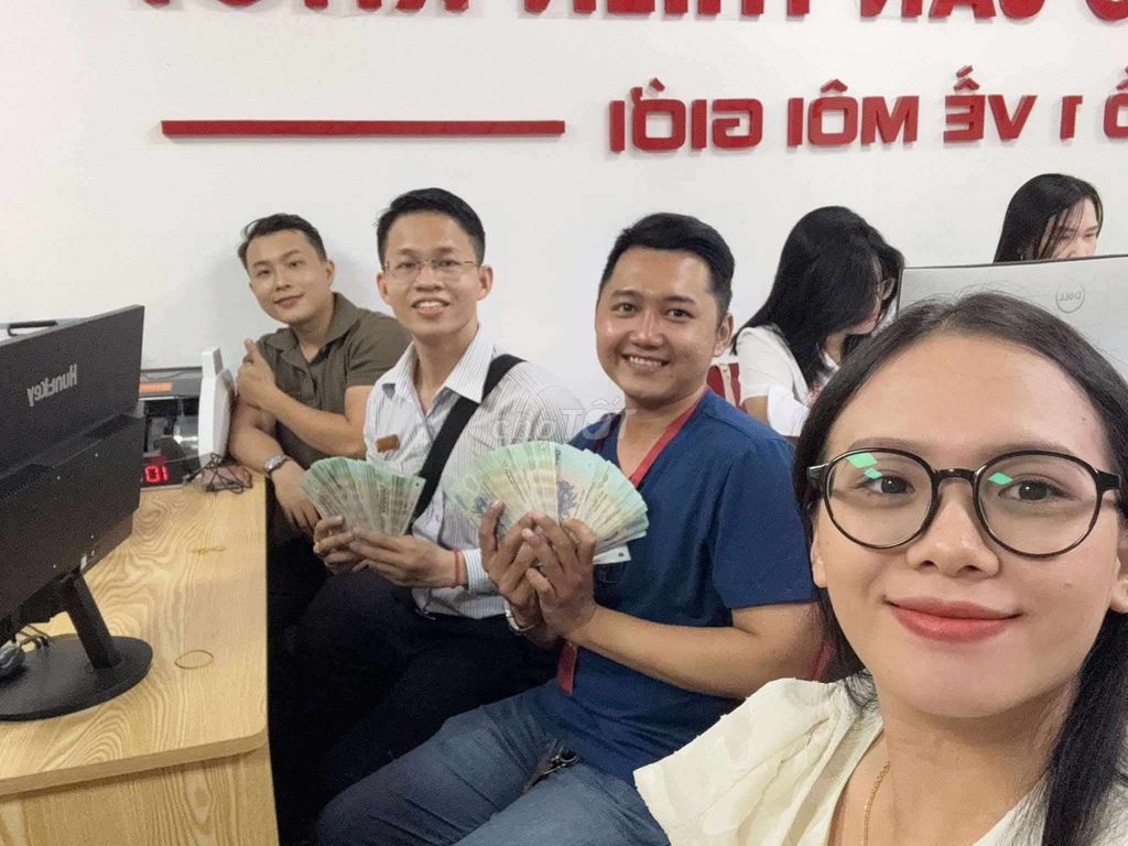 NHANH TAY ĐĂNG KÝ ĐỂ KIẾM TIỀN TỶ TẠI THIÊN KHÔI. Việc làm tại Quận 10 Tp Hồ Chí Minh được đăng bởi Bds Thiên Khôi hình 2